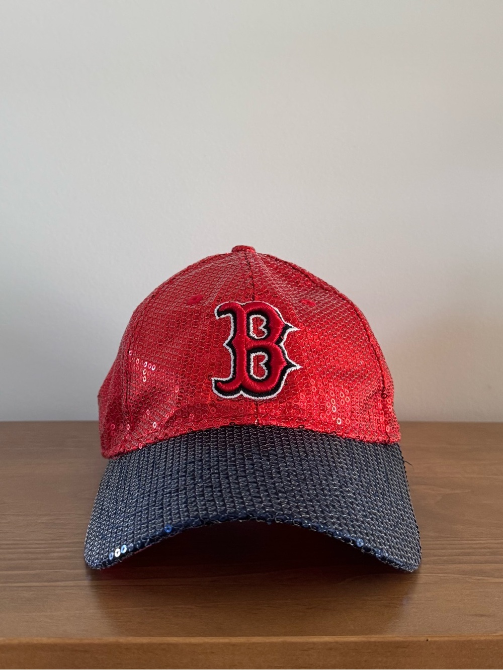 Victoria’s Secret PINK x New Era Boston Red Sox Sequin 9FORTY Hat Women’s NWT